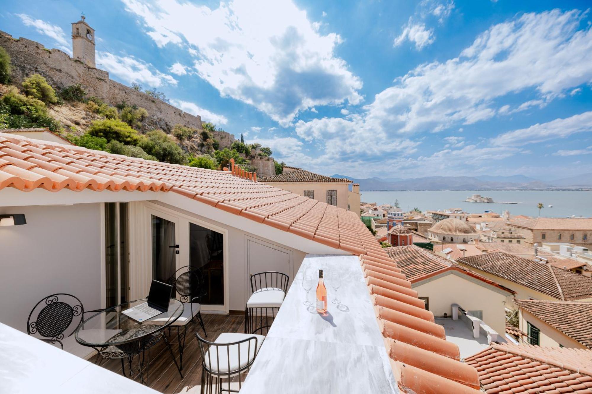 Nafplion Comfy Suites Ngoại thất bức ảnh
