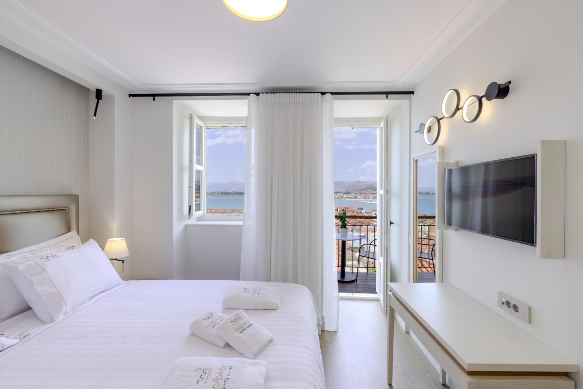 Nafplion Comfy Suites Ngoại thất bức ảnh