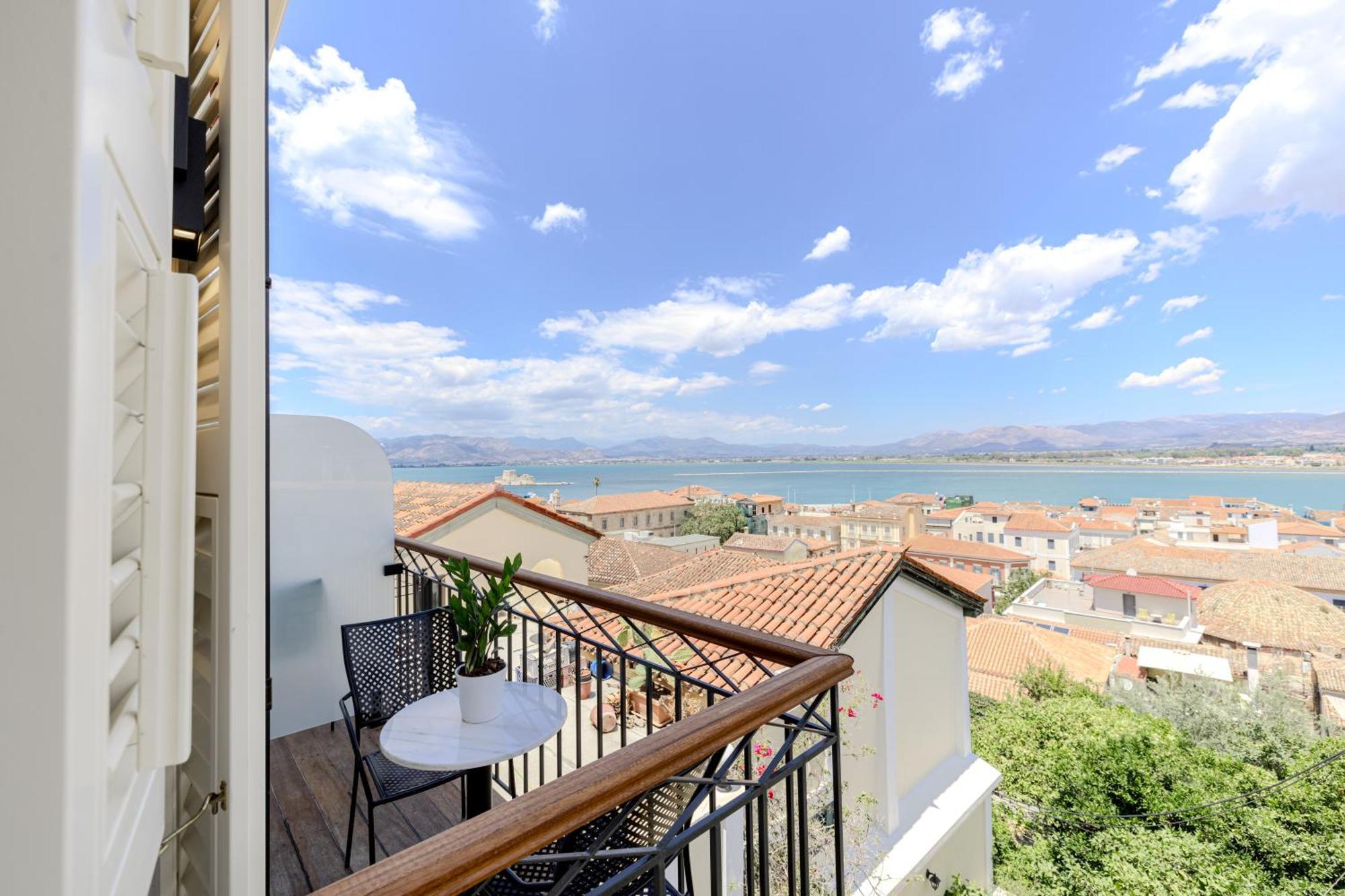 Nafplion Comfy Suites Ngoại thất bức ảnh