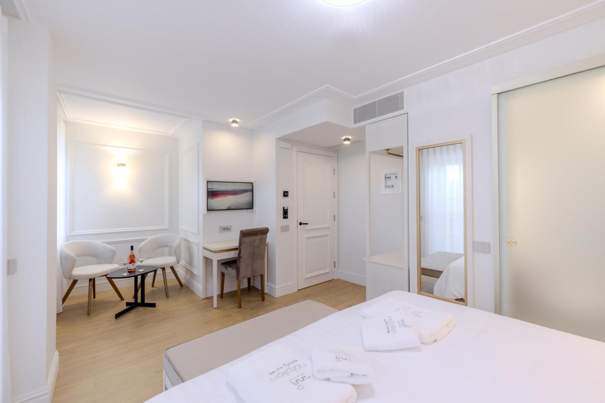 Nafplion Comfy Suites Ngoại thất bức ảnh